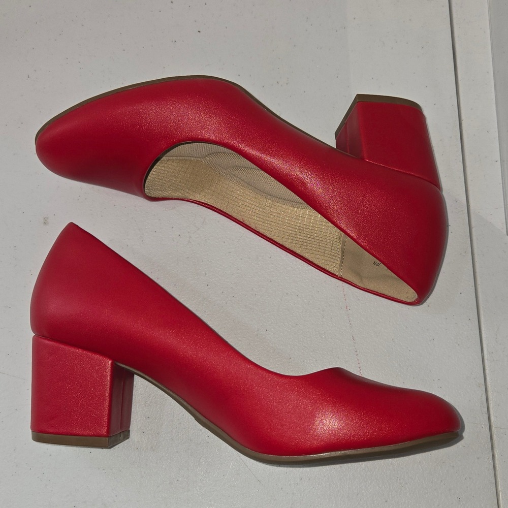 Dream Pairs Women Red Round Toe Low Block Heel Pumps SDPU2462W Size 6.5 - Picture 4 of 9